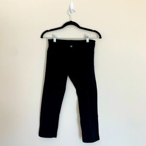 Lululemon // Crop Leggings // Black // 4